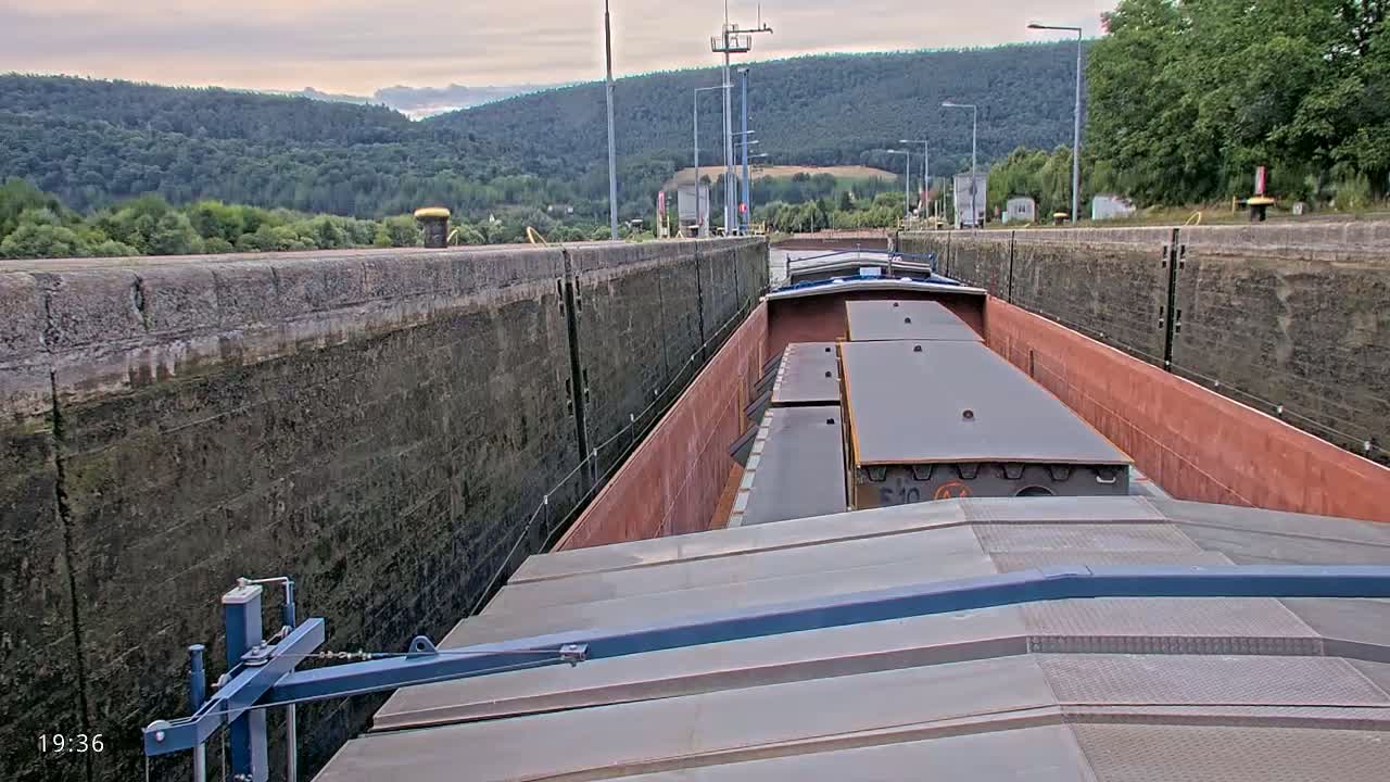 Elbe River Seaway between Hamburg-Decin  with RIO Boat Trip Live Cam - Decin, Usti nad Labem, Czechia