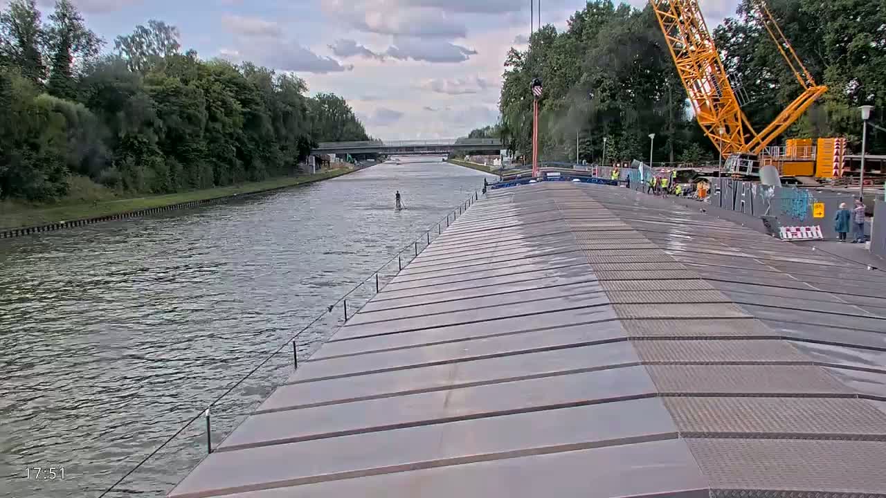 Elbe River Seaway between Hamburg-Decin  with RIO Boat Trip Live Cam - Decin, Usti nad Labem, Czechia