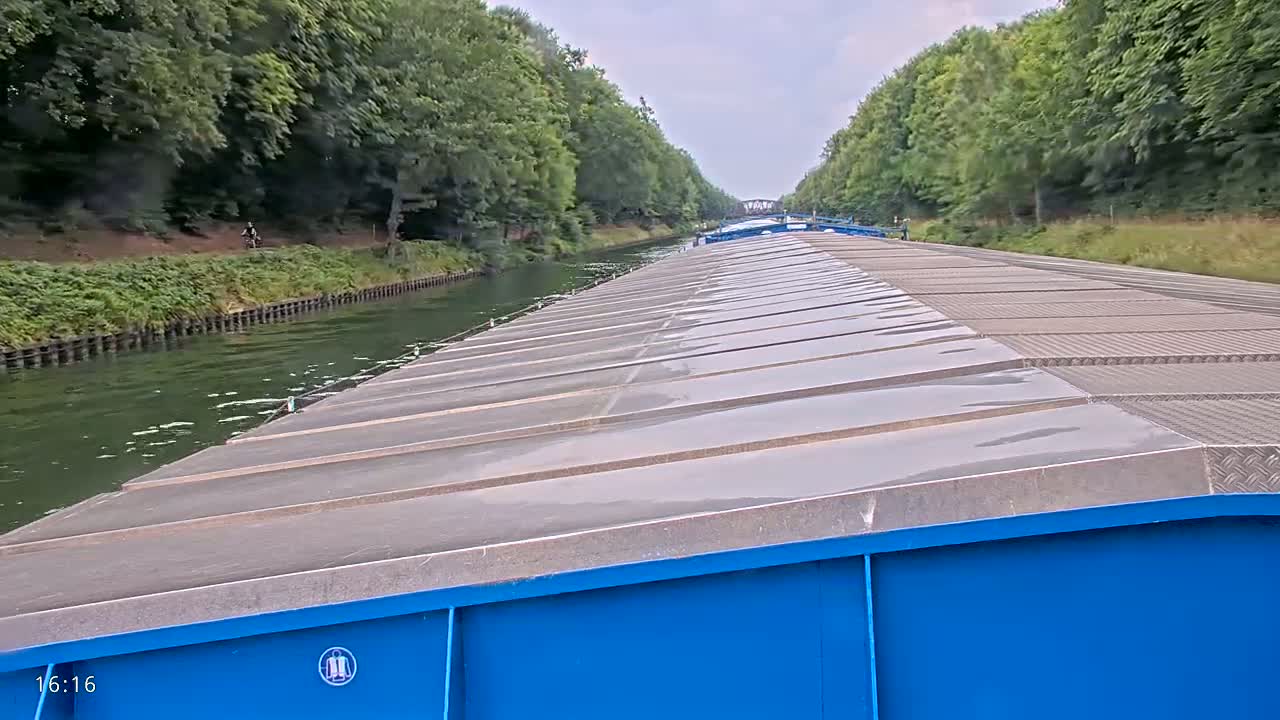 Elbe River Seaway between Hamburg-Decin  with RIO Boat Trip Live Cam - Decin, Usti nad Labem, Czechia