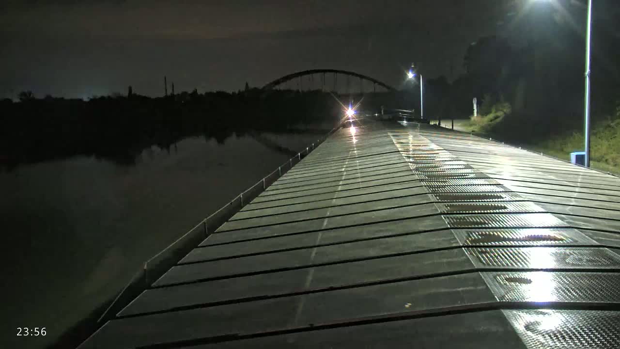 Elbe River Seaway between Hamburg-Decin  with RIO Boat Trip Live Cam - Decin, Usti nad Labem, Czechia