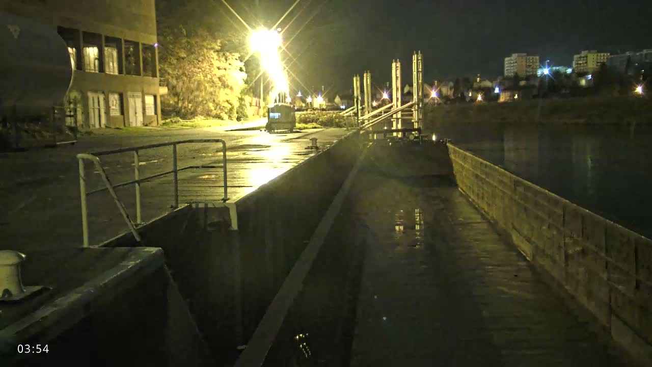 Elbe River Seaway between Hamburg-Decin  with RIO Boat Trip Live Cam - Decin, Usti nad Labem, Czechia