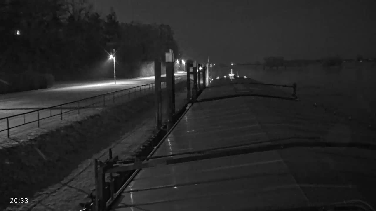 Elbe River Seaway between Hamburg-Decin  with RIO Boat Trip Live Cam - Decin, Usti nad Labem, Czechia