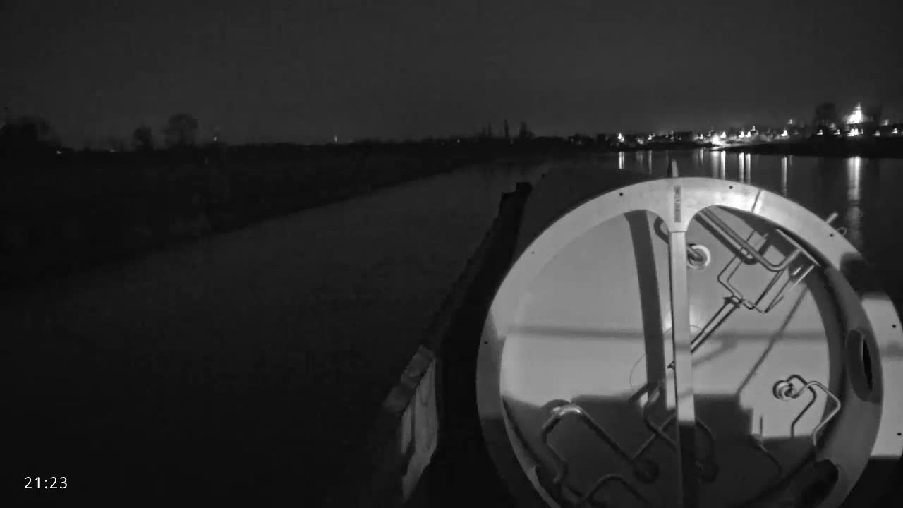 Elbe River Seaway between Hamburg-Decin  with RIO Boat Trip Live Cam - Decin, Usti nad Labem, Czechia