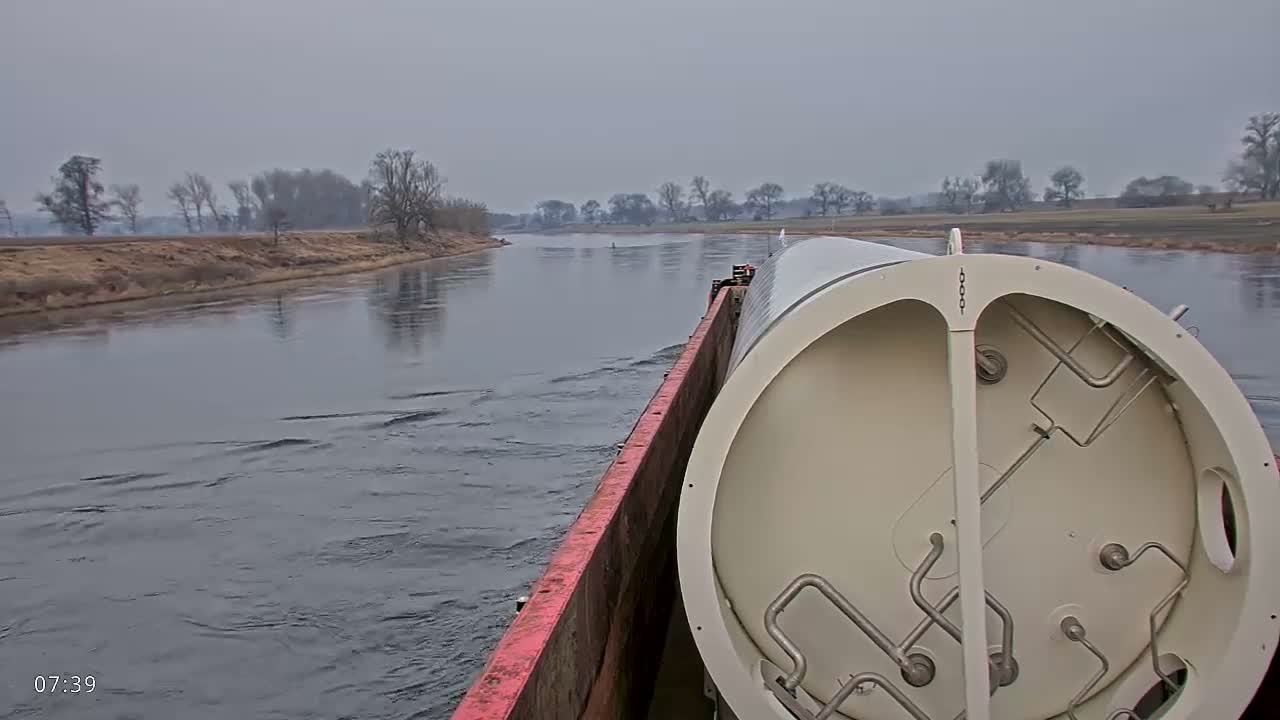 Elbe River Seaway between Hamburg-Decin  with RIO Boat Trip Live Cam - Decin, Usti nad Labem, Czechia