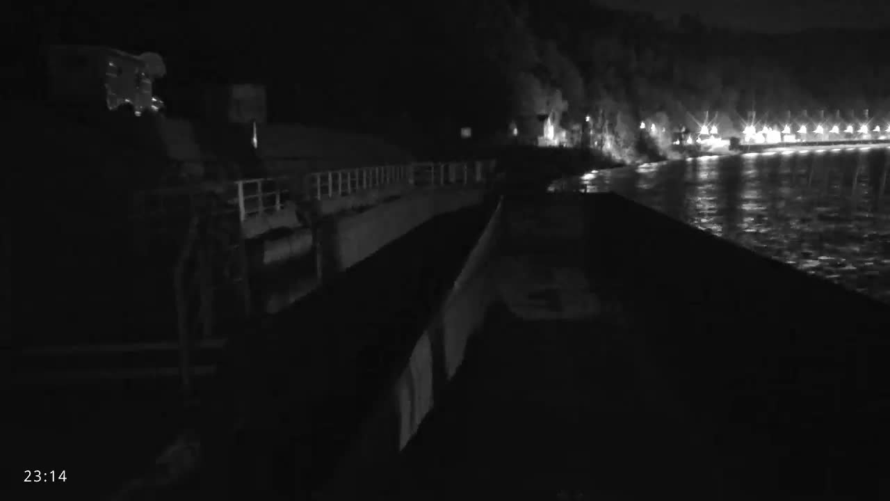 Elbe River Seaway between Hamburg-Decin  with RIO Boat Trip Live Cam - Decin, Usti nad Labem, Czechia