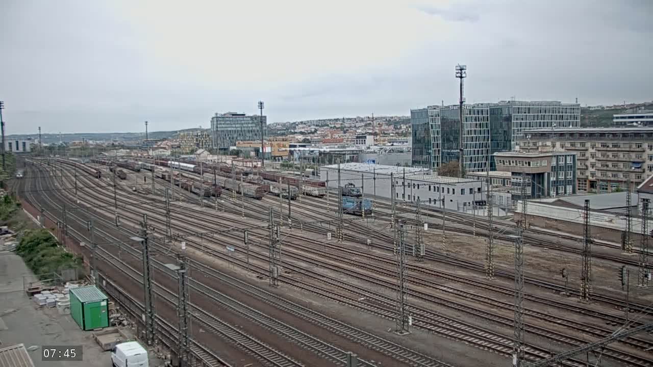 Liben Train Station & City View Live Cam - Liben, Prague, Czechia