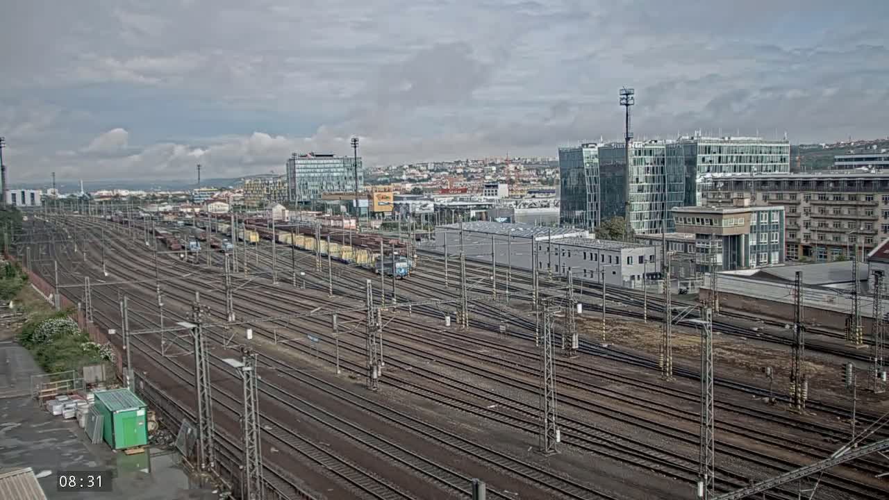 Liben Train Station & City View Live Cam - Liben, Prague, Czechia