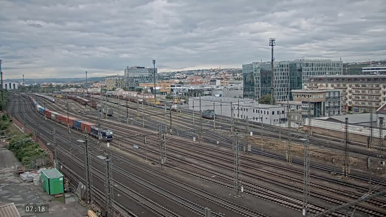 Liben Train Station & City View Live Cam - Liben, Prague, Czechia