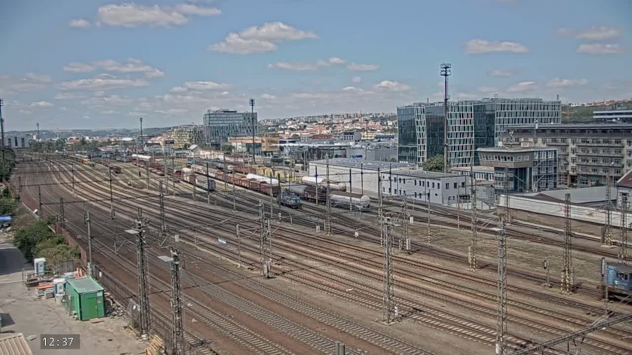 Liben Train Station & City View Live Cam - Liben, Prague, Czechia
