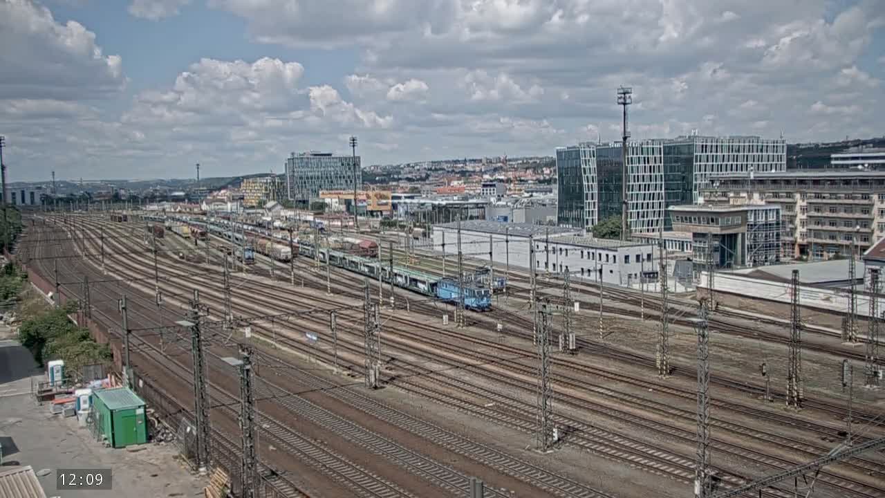 Liben Train Station & City View Live Cam - Liben, Prague, Czechia