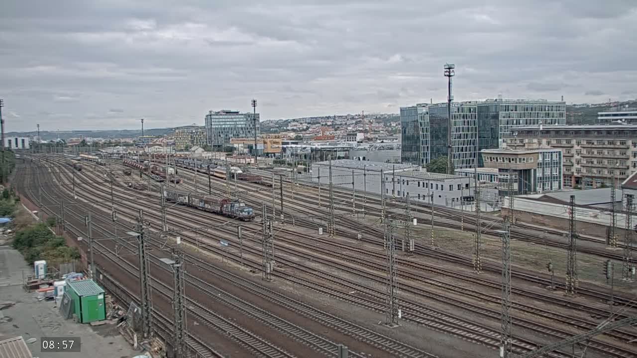Liben Train Station & City View Live Cam - Liben, Prague, Czechia