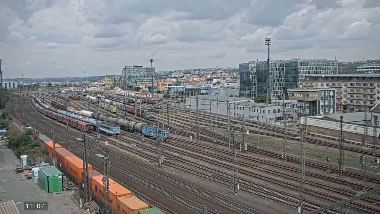 Liben Train Station & City View Live Cam - Liben, Prague, Czechia