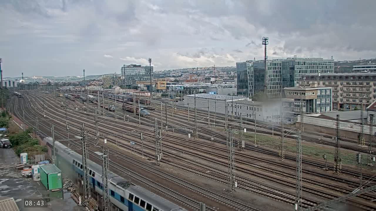 Liben Train Station & City View Live Cam - Liben, Prague, Czechia