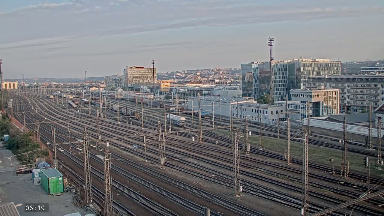 Liben Train Station & City View Live Cam - Liben, Prague, Czechia