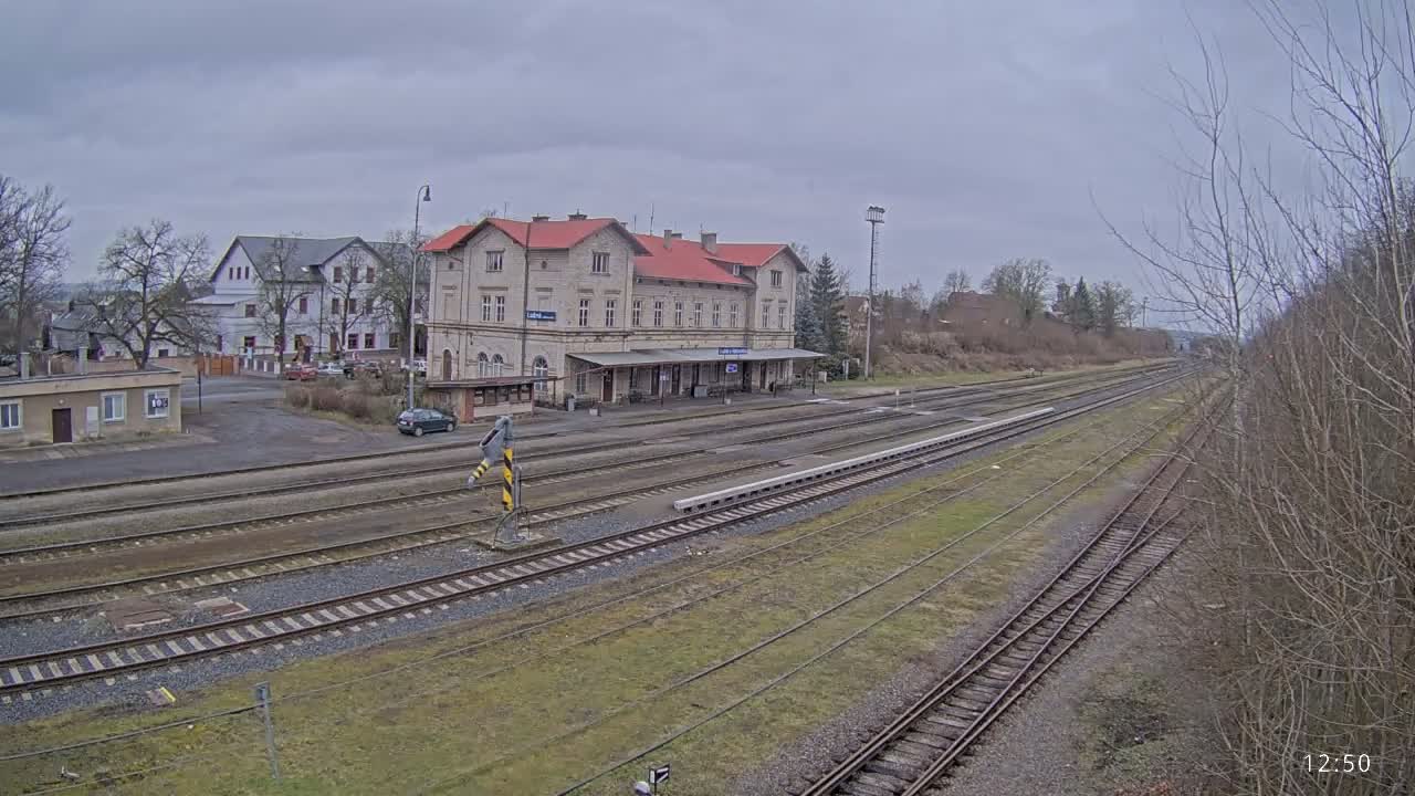 Luzna u Rakovnika Train Station Live Cam - Rakovnik, Central Bohemian, Czechia