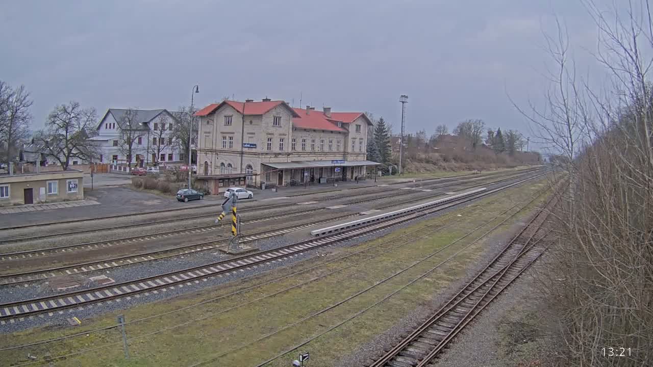Luzna u Rakovnika Train Station Live Cam - Rakovnik, Central Bohemian, Czechia