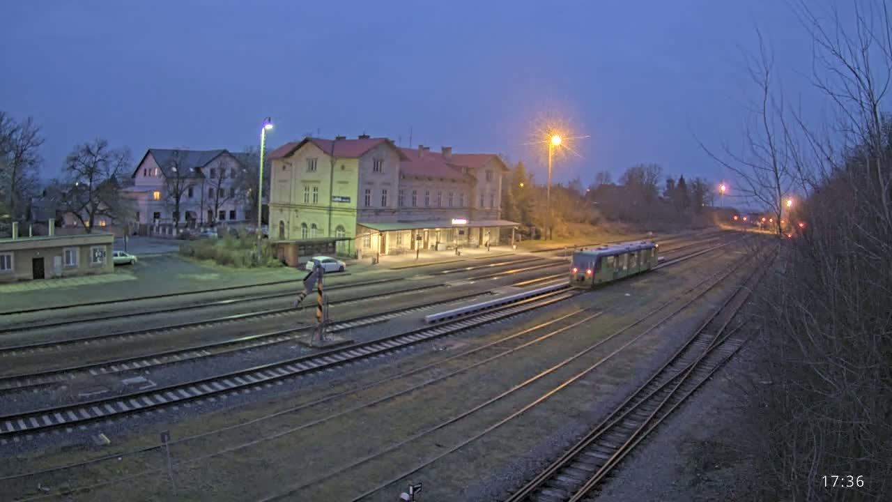 Luzna u Rakovnika Train Station Live Cam - Rakovnik, Central Bohemian, Czechia