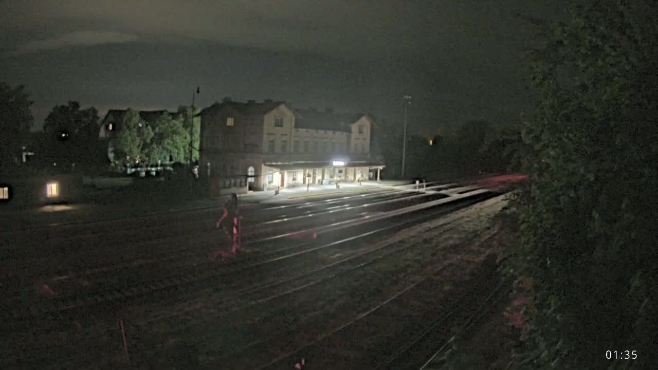 Luzna u Rakovnika Train Station Live Cam - Rakovnik, Central Bohemian, Czechia