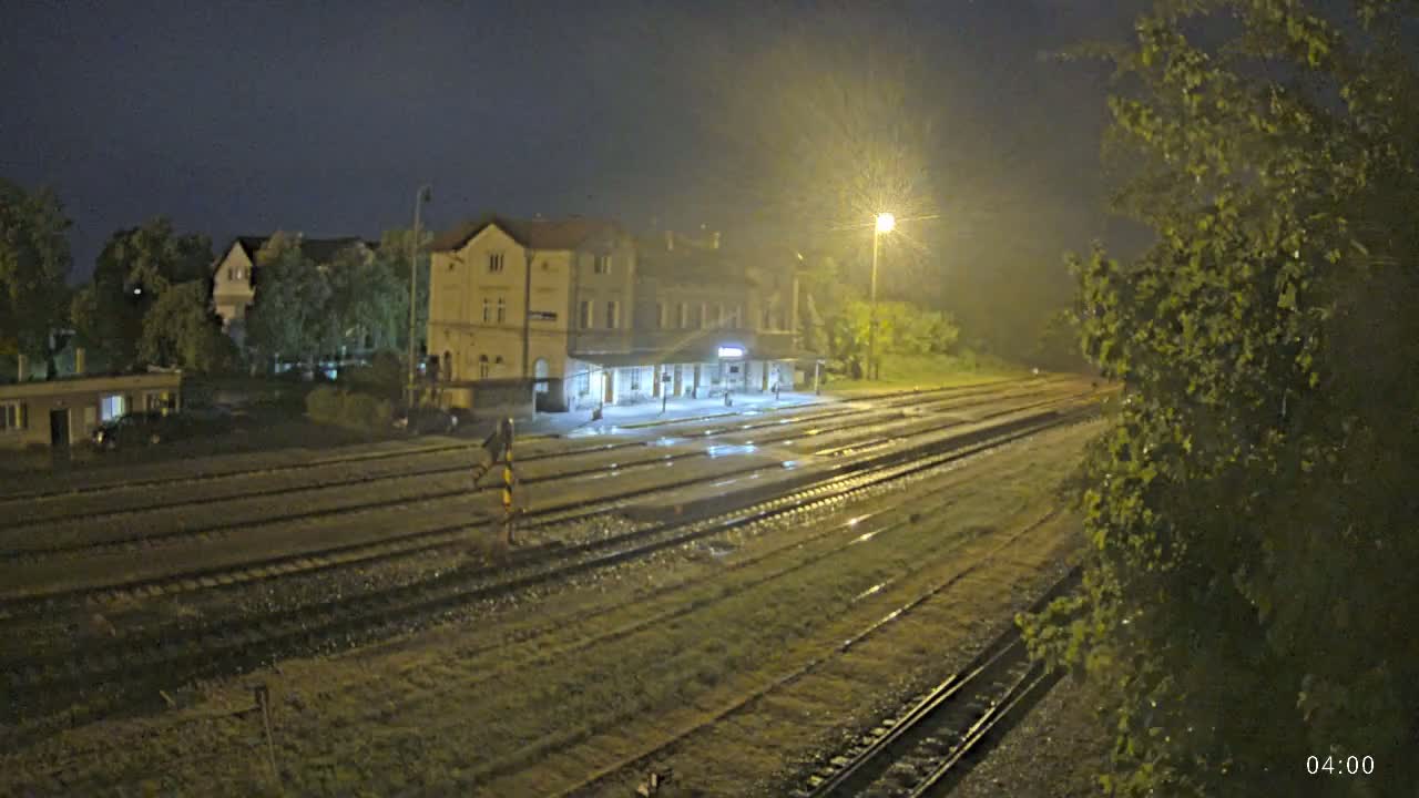 Luzna u Rakovnika Train Station Live Cam - Rakovnik, Central Bohemian, Czechia