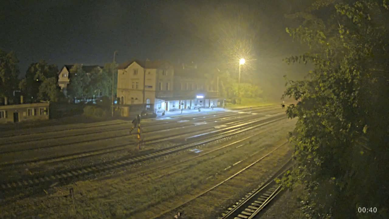 Luzna u Rakovnika Train Station Live Cam - Rakovnik, Central Bohemian, Czechia