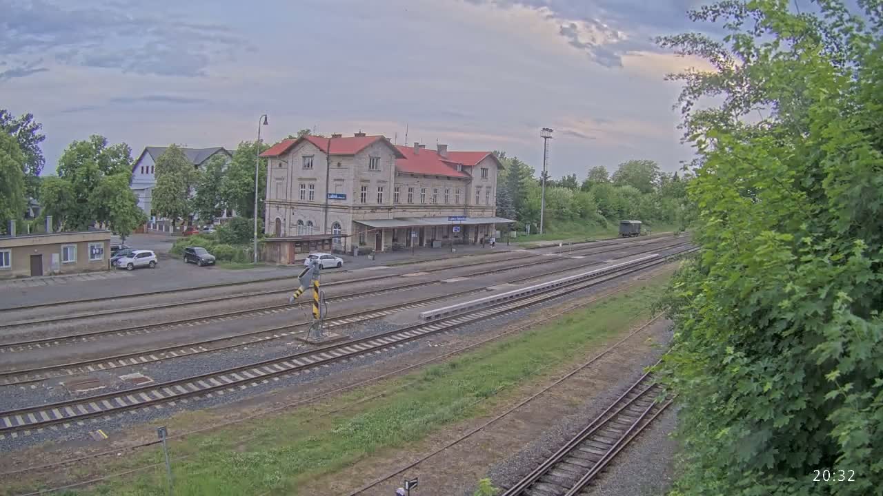 Luzna u Rakovnika Train Station Live Cam - Rakovnik, Central Bohemian, Czechia