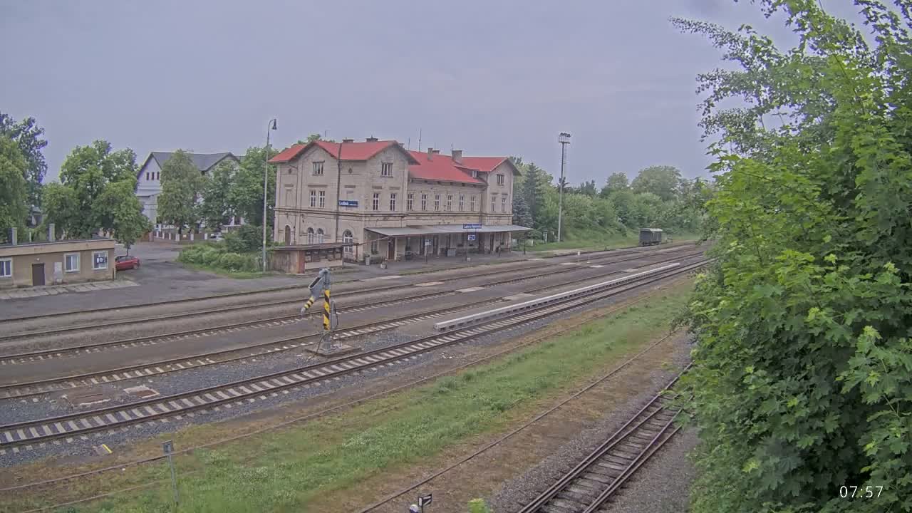 Luzna u Rakovnika Train Station Live Cam - Rakovnik, Central Bohemian, Czechia