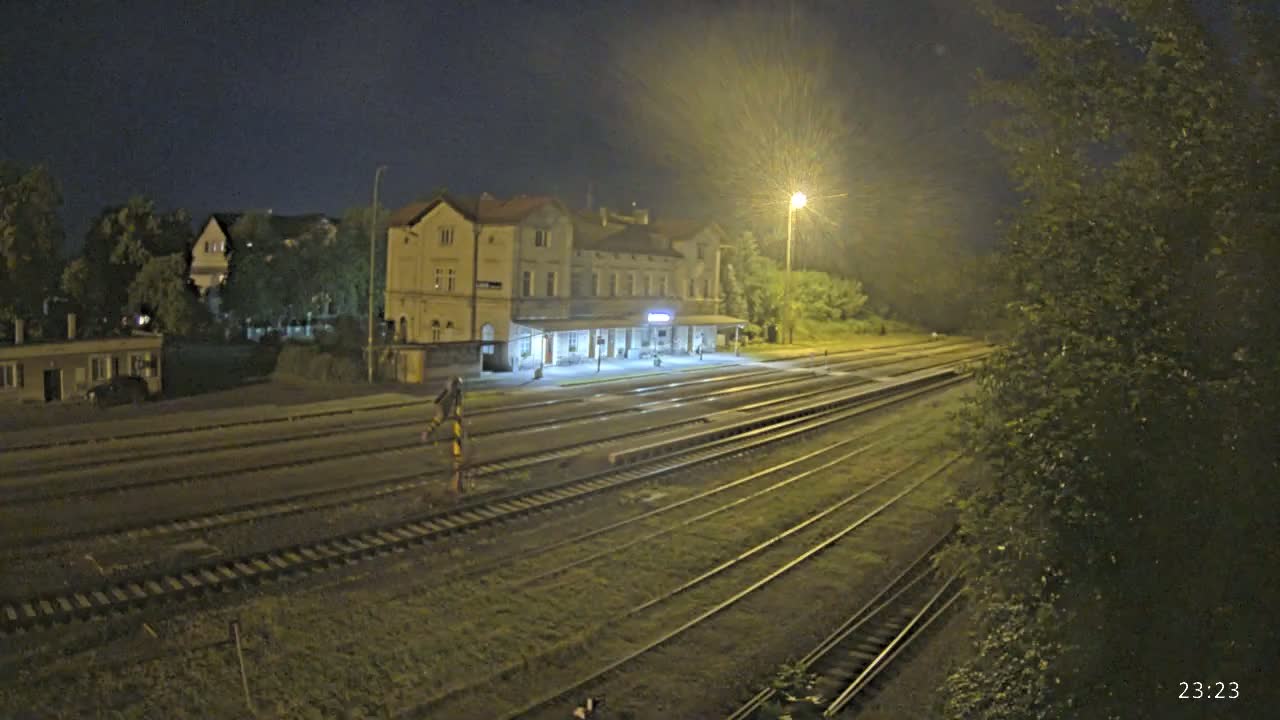 Luzna u Rakovnika Train Station Live Cam - Rakovnik, Central Bohemian, Czechia