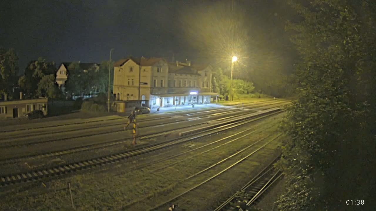 Luzna u Rakovnika Train Station Live Cam - Rakovnik, Central Bohemian, Czechia
