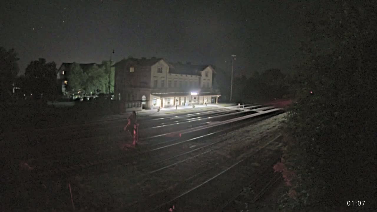 Luzna u Rakovnika Train Station Live Cam - Rakovnik, Central Bohemian, Czechia