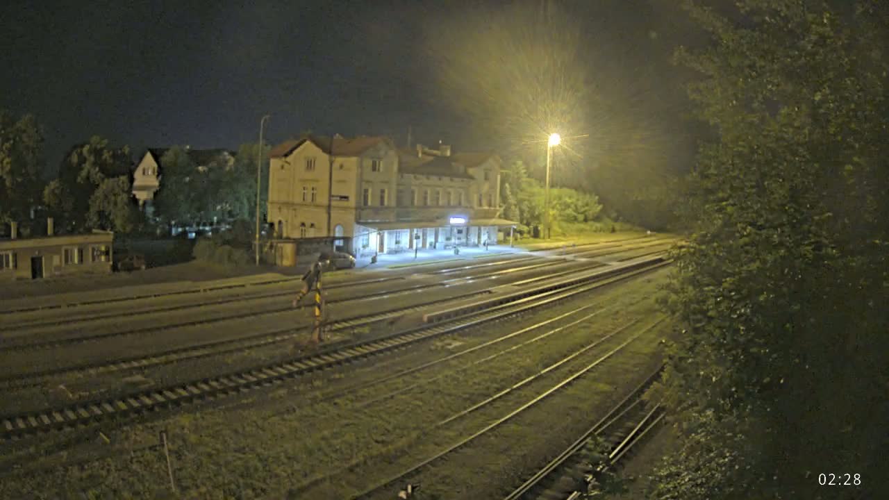 Luzna u Rakovnika Train Station Live Cam - Rakovnik, Central Bohemian, Czechia