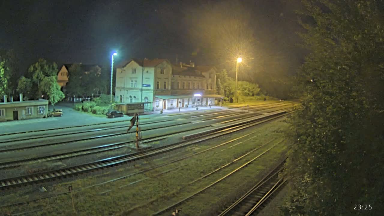 Luzna u Rakovnika Train Station Live Cam - Rakovnik, Central Bohemian, Czechia