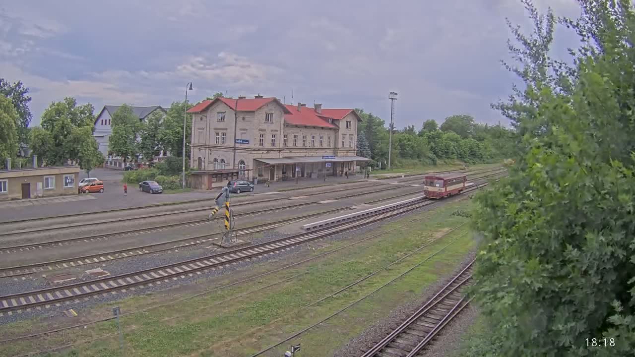 Luzna u Rakovnika Train Station Live Cam - Rakovnik, Central Bohemian, Czechia