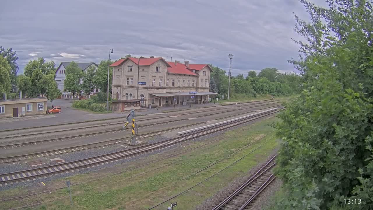 Luzna u Rakovnika Train Station Live Cam - Rakovnik, Central Bohemian, Czechia