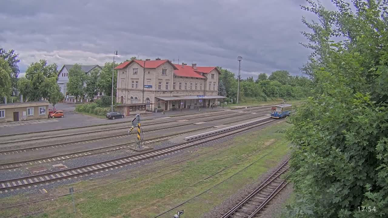 Luzna u Rakovnika Train Station Live Cam - Rakovnik, Central Bohemian, Czechia