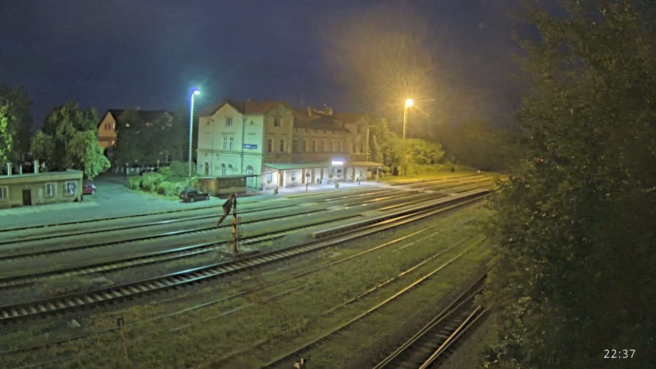 Luzna u Rakovnika Train Station Live Cam - Rakovnik, Central Bohemian, Czechia