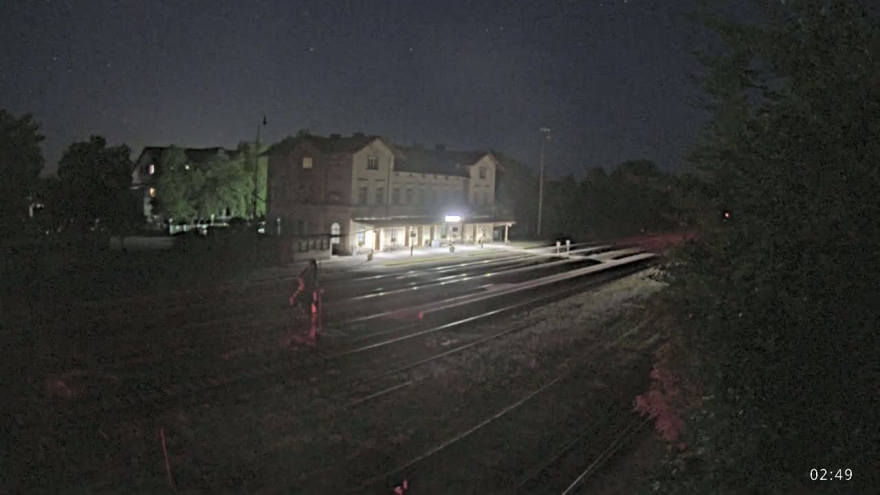 Luzna u Rakovnika Train Station Live Cam - Rakovnik, Central Bohemian, Czechia