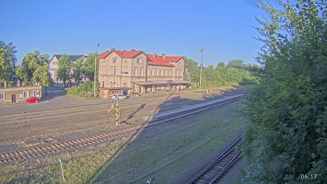 Luzna u Rakovnika Train Station Live Cam - Rakovnik, Central Bohemian, Czechia
