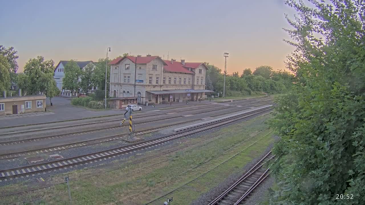 Luzna u Rakovnika Train Station Live Cam - Rakovnik, Central Bohemian, Czechia