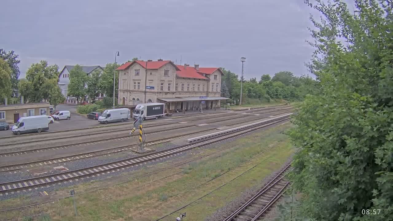 Luzna u Rakovnika Train Station Live Cam - Rakovnik, Central Bohemian, Czechia