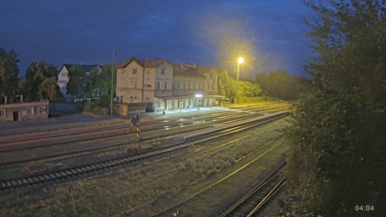 Luzna u Rakovnika Train Station Live Cam - Rakovnik, Central Bohemian, Czechia