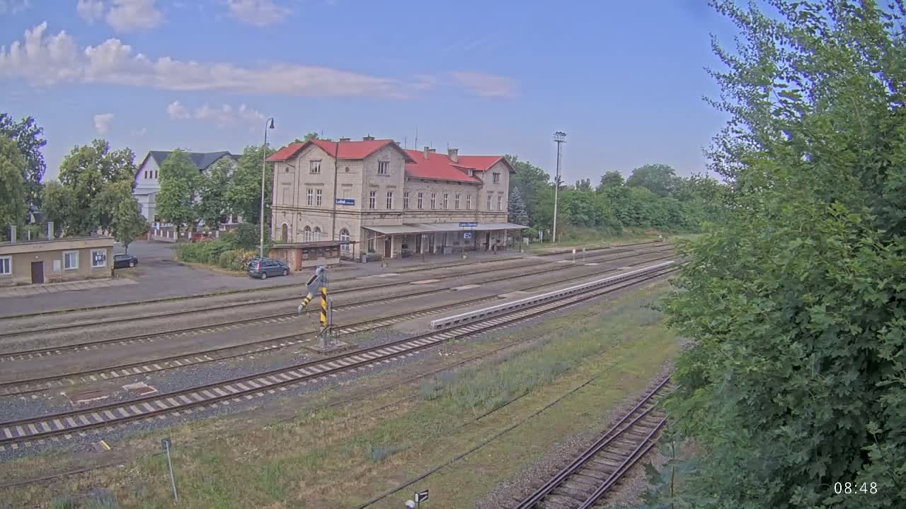 Luzna u Rakovnika Train Station Live Cam - Rakovnik, Central Bohemian, Czechia