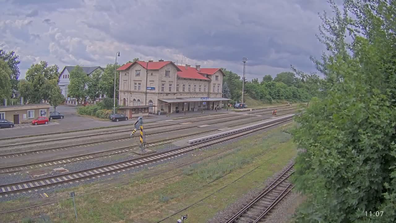 Luzna u Rakovnika Train Station Live Cam - Rakovnik, Central Bohemian, Czechia