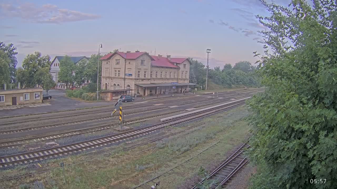 Luzna u Rakovnika Train Station Live Cam - Rakovnik, Central Bohemian, Czechia
