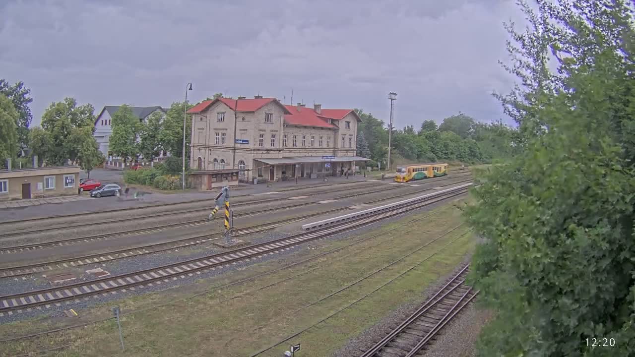 Luzna u Rakovnika Train Station Live Cam - Rakovnik, Central Bohemian, Czechia