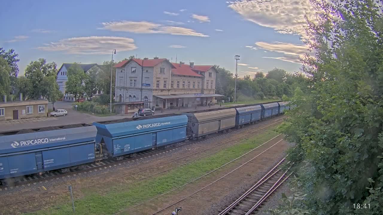 Luzna u Rakovnika Train Station Live Cam - Rakovnik, Central Bohemian, Czechia