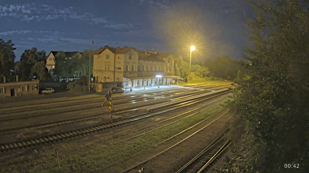 Luzna u Rakovnika Train Station Live Cam - Rakovnik, Central Bohemian, Czechia