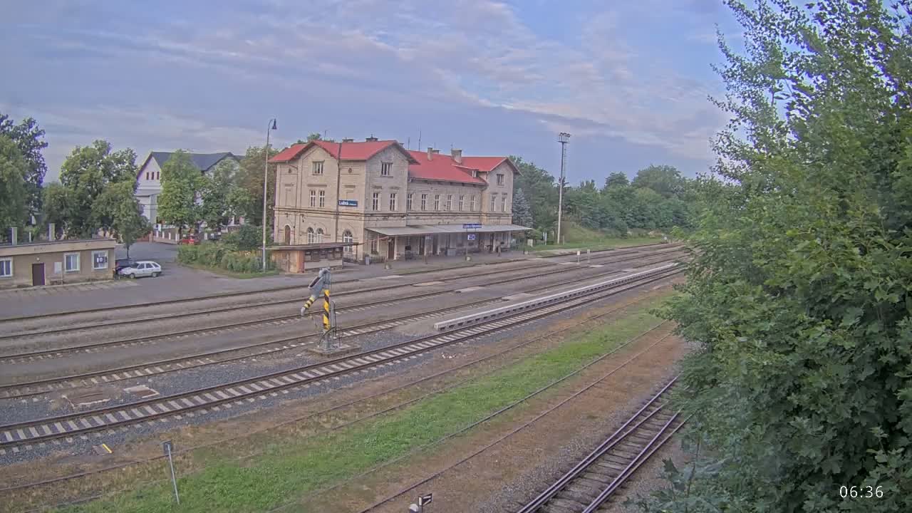 Luzna u Rakovnika Train Station Live Cam - Rakovnik, Central Bohemian, Czechia