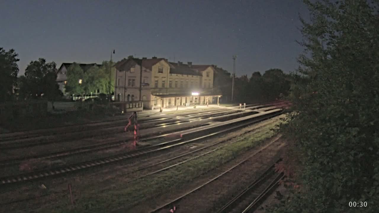 Luzna u Rakovnika Train Station Live Cam - Rakovnik, Central Bohemian, Czechia