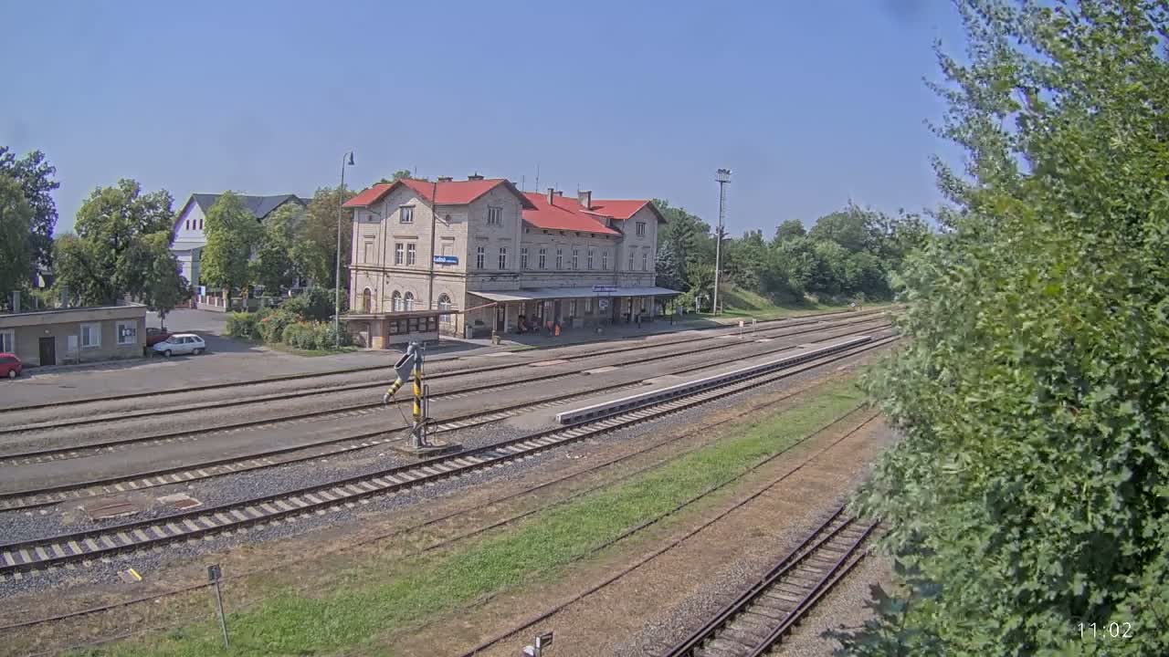 Luzna u Rakovnika Train Station Live Cam - Rakovnik, Central Bohemian, Czechia