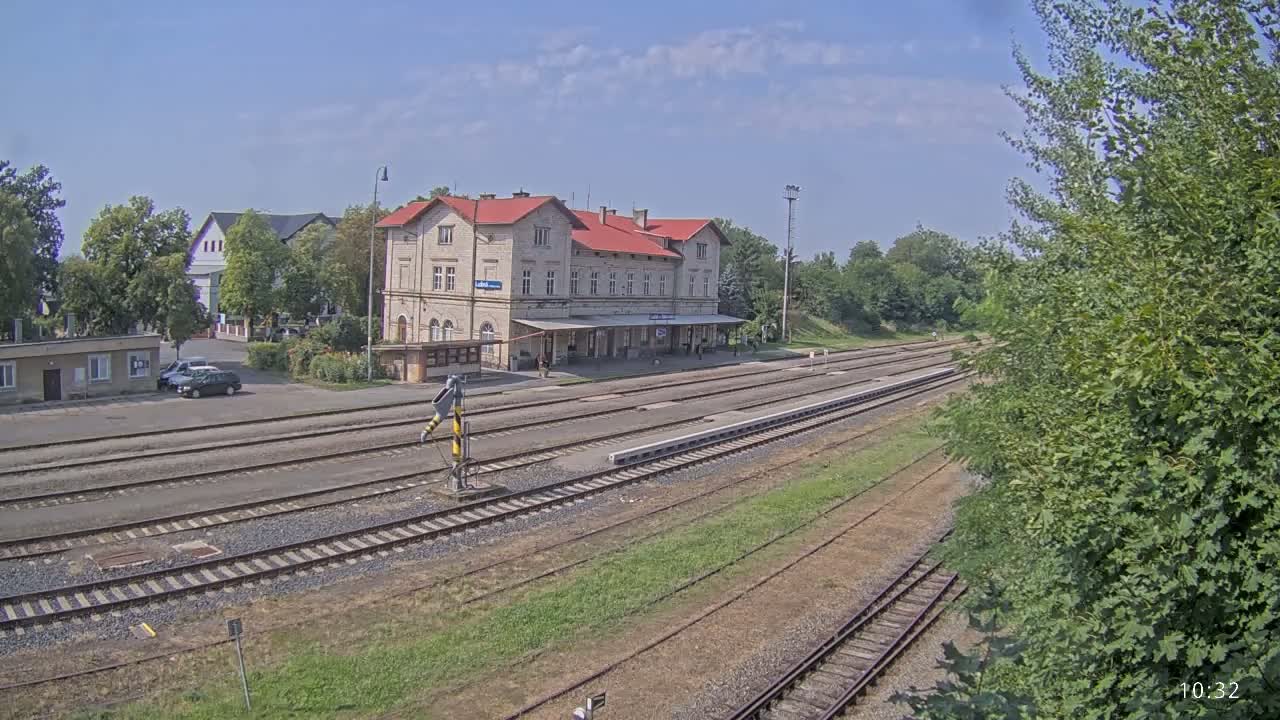 Luzna u Rakovnika Train Station Live Cam - Rakovnik, Central Bohemian, Czechia